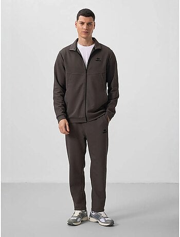 Conjunto de hombre de sudadera de manga larga con cremallera y pantalón tommy