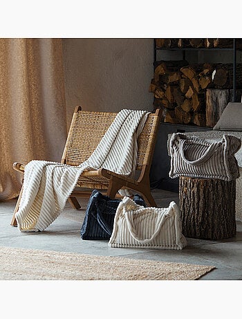 Conjunto de manta y bolso de punto elástico