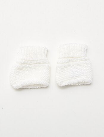 Conjunto de nacimiento gorro + manoplas + patucos de punto 'Manufacture de Layette'