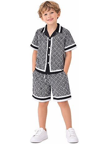 Conjunto de pantalón corto y camisa Kebello