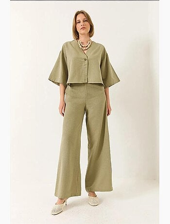 Conjunto de pantalón kimono palazzo de lino con mangas murciélago y cuello en v de bianco lucci