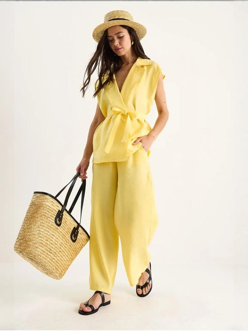 Conjunto de pantalón palazzo modal con chaleco y detalle de bolsillo de bianco lucci - Kiabi Conjunto de pantalón palazzo modal con chaleco y detalle de bolsillo de bianco lucci - Kiabi