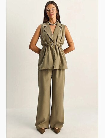 Conjunto de pernera ancha de talle alto con cuello de chaqueta lucci