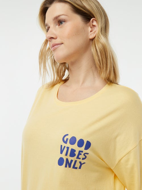 Conjunto de pijama con camiseta con mensaje + pantalón corto estampado - Kiabi