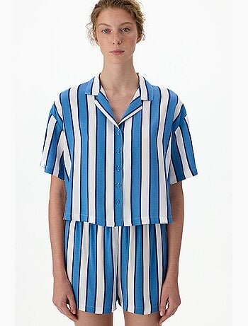 Conjunto de pijama vacation a rayas con camisa de manga corta y short penti