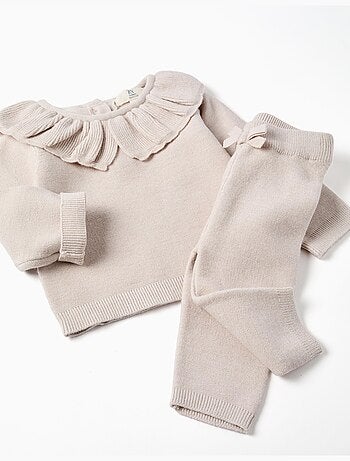 Conjunto de punto con pantalón y blusa
