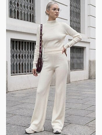 Conjunto de punto de suéter crop de media cuello alto y pantalón hiccup