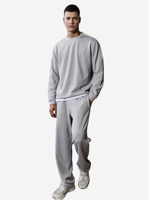 Conjunto de sudadera oversize y pantalón para hombre tommy - Kiabi Conjunto de sudadera oversize y pantalón para hombre tommy - Kiabi