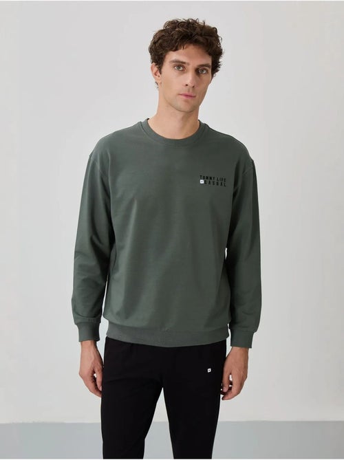 Conjunto de sudadera y pantalón oversize cuello redondo tommy - Kiabi Conjunto de sudadera y pantalón oversize cuello redondo tommy - Kiabi