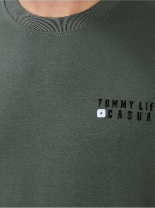 Conjunto de sudadera y pantalón oversize cuello redondo tommy - Kiabi Conjunto de sudadera y pantalón oversize cuello redondo tommy - Kiabi