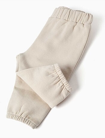 Conjunto de sudadera y pantalón perchados