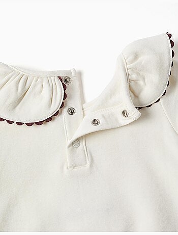 Conjunto de sudadera y pantalones de chándal perchados