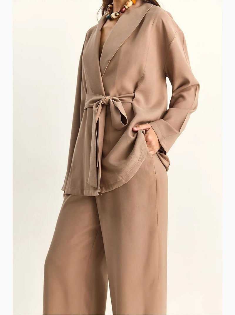 Conjunto de talle alto con detalle de lazo y cuello chal lucci Marrón chocolate - Kiabi