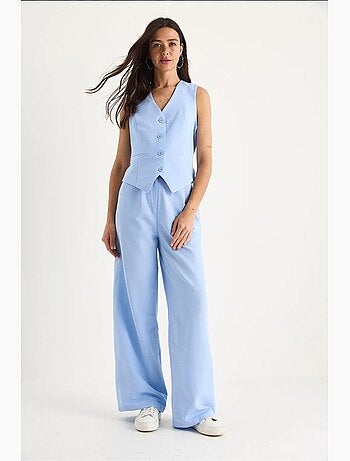 Conjunto de tres piezas con pantalón de cintura alta, chaleco y forro lucci
