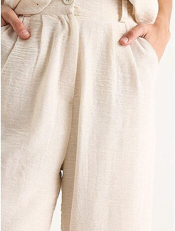 Conjunto de tres piezas con pantalón de cintura alta, chaleco y forro lucci