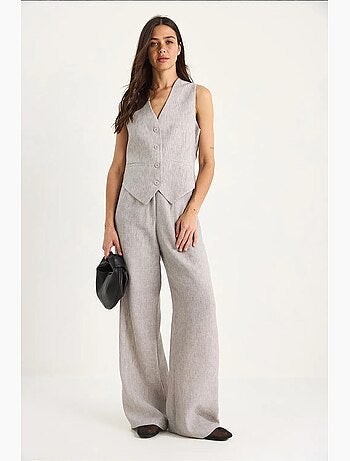 Conjunto de tres piezas con pantalón de cintura alta, chaleco y forro lucci