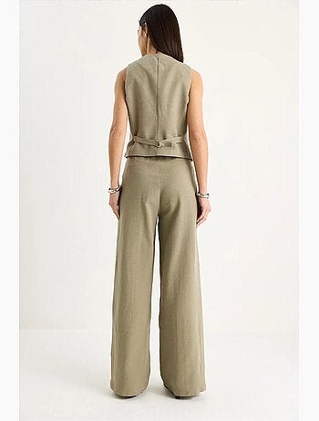 Conjunto de tres piezas con pantalón de cintura alta, chaleco y forro lucci