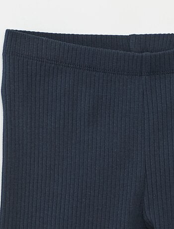 Conjunto deportivo de camiseta sin mangas + short ciclista de canalé - 2 piezas