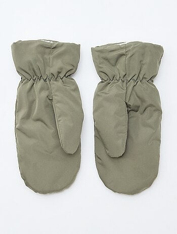 Conjunto gorro con orejeras + manoplas