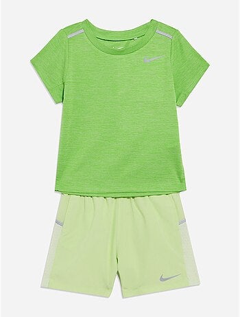Conjunto para ponerse - Nike