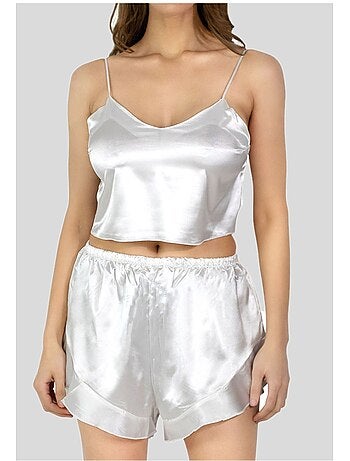 Conjunto pijama-short de satén fluido Kebello