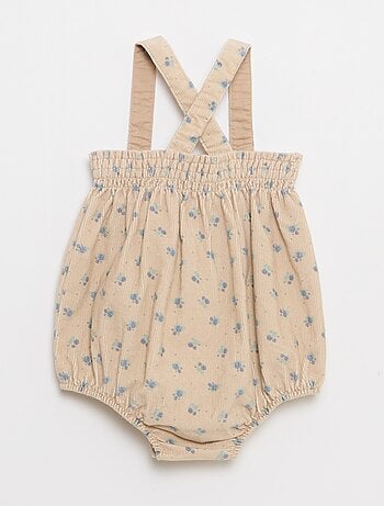 Conjunto short con tirantes + camiseta + leotardos - 3 piezas
