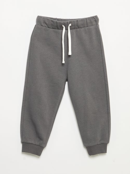 Conjunto sudadera + chándal + camiseta - 3 piezas - Kiabi Conjunto sudadera + chándal + camiseta - 3 piezas - Kiabi