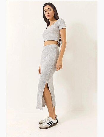 Conjunto top falda canalé escote cuadrado lucci