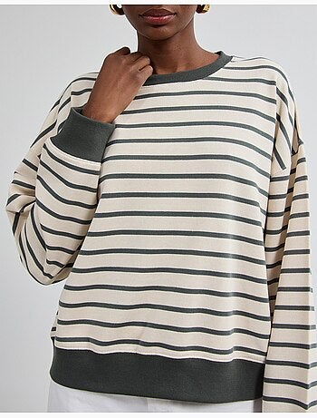 Correr con sudadera, mo fashion