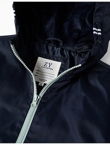 Cortavientos con capucha y bolsillos