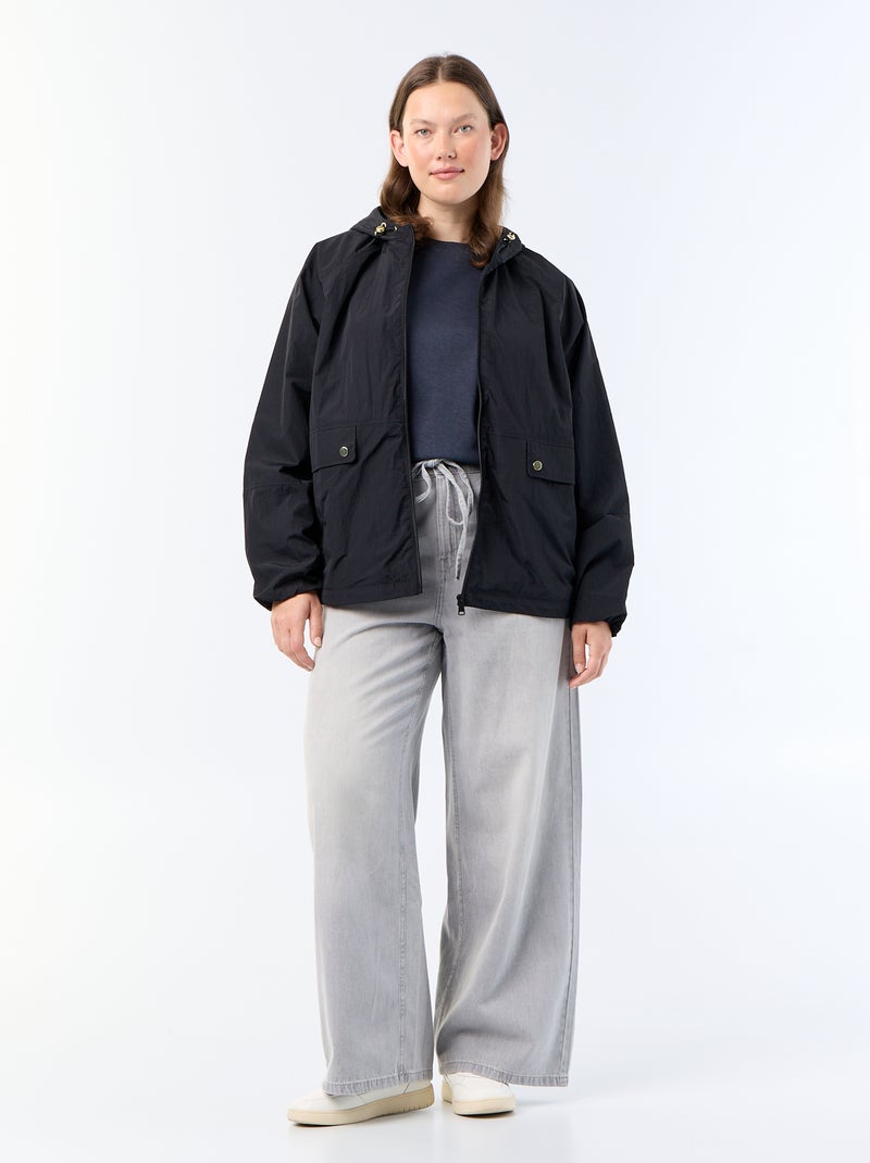 Cortavientos con detalles dorados Negro - Kiabi