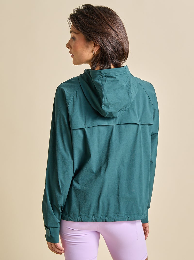 Cortavientos deportivo con capucha Verde - Kiabi