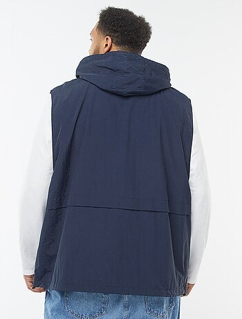 Cortavientos impermeable con capucha mangas extraíbles