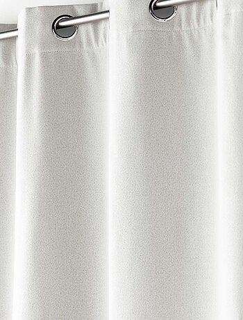 Cortina aislante con forro polar