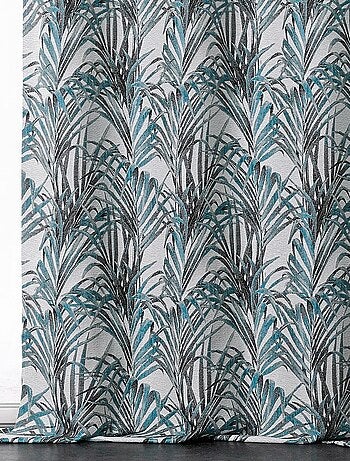 Cortina con estampados exóticos