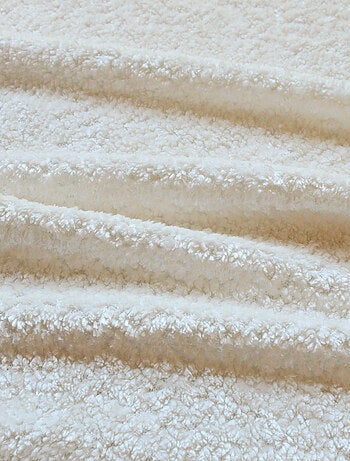 Cortina con ojales de chenilla efecto peluche