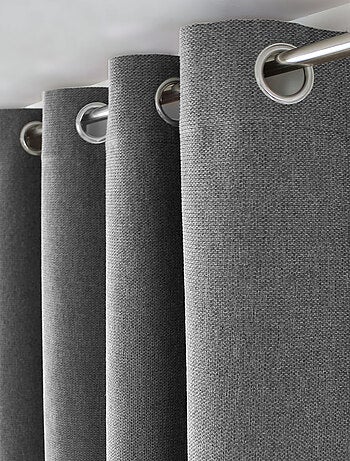 Cortina con ojales de terciopelo chenilla