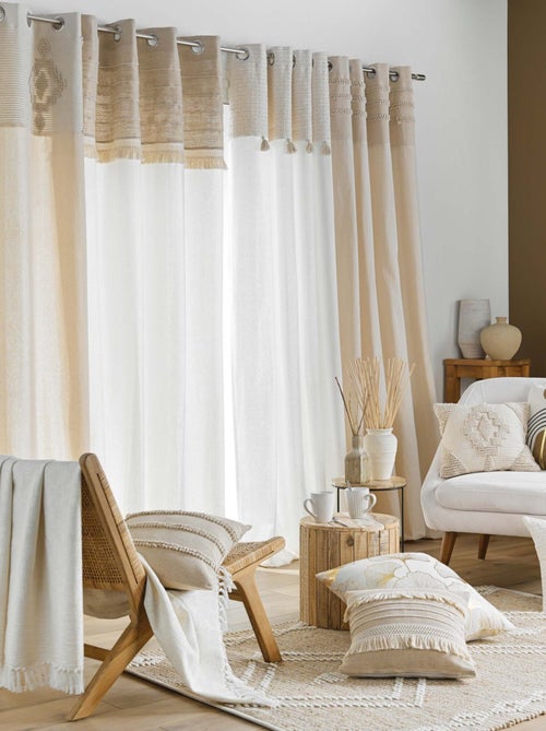 Cortina con ojales en policotón con banda bordada - Kiabi