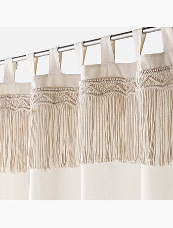 Cortina con pasadores en macramé