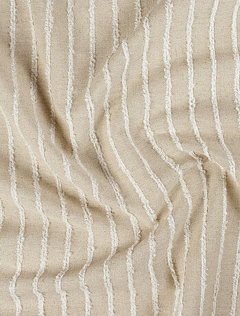 Cortina de algodón y lino con finas rayas texturizadas