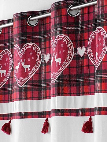 Cortina de malla con revestimiento a cuadros