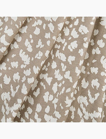 Cortina de oscurecimiento térmica y acústica con revestimiento de vellón jacquard