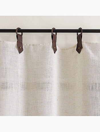 Cortina de tejido polyline con anillas efecto cuero en las patas