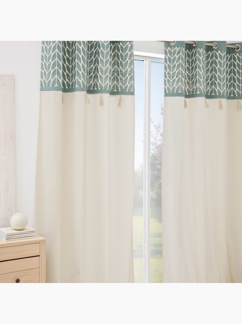 Cortina difusora con ojales, de policotón jacquard y con pompones Verde - Kiabi
