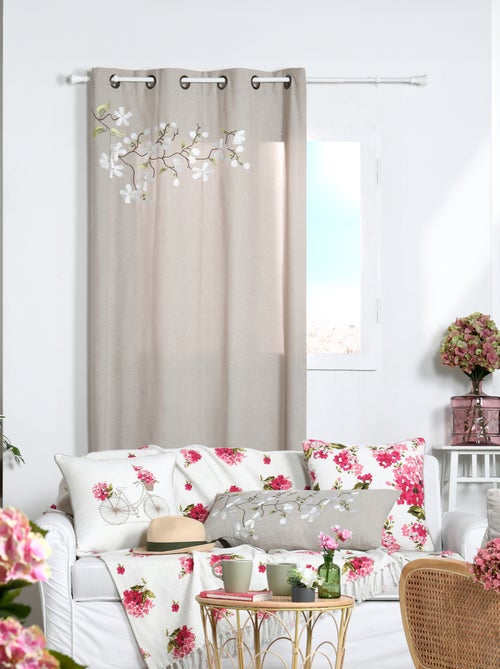 Cortina estampada con flores y árbol primaveral - Kiabi