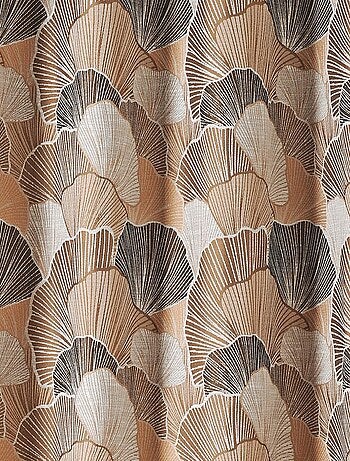 Cortina estampada de pétalos de flores