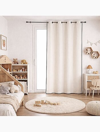 Cortina filtrante con ojales en policotón liso