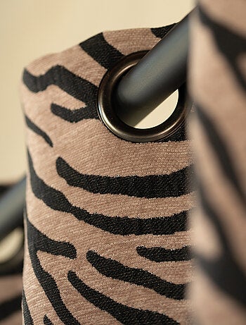 Cortina jacquard con estampado de cebra