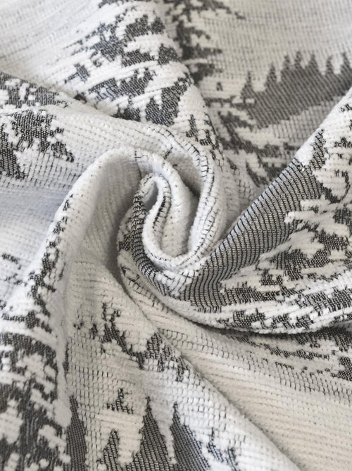 Cortina montañosa de abetos nevados - Kiabi