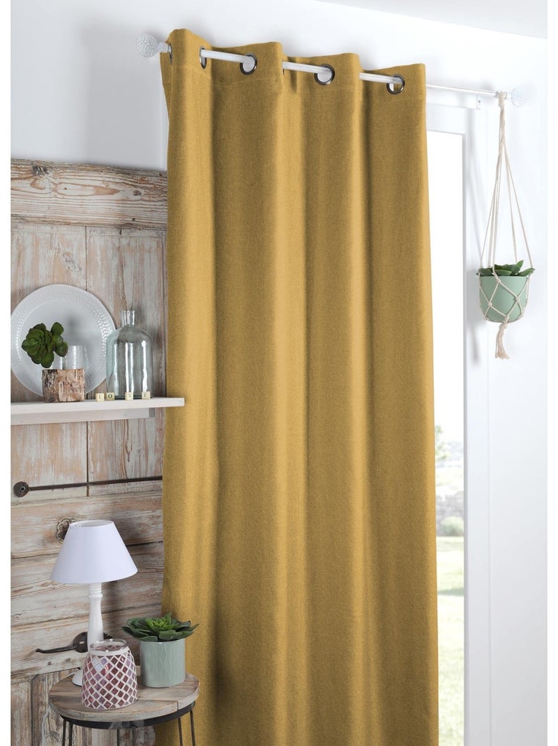 Cortina opaca con forro de polar. Amarillo mostaza - Kiabi
